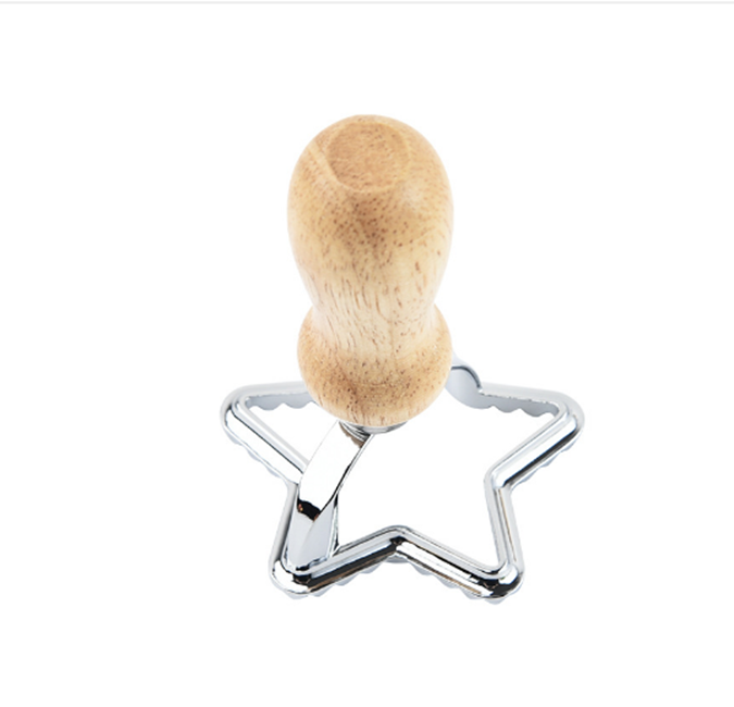 Étoile en bois argenté