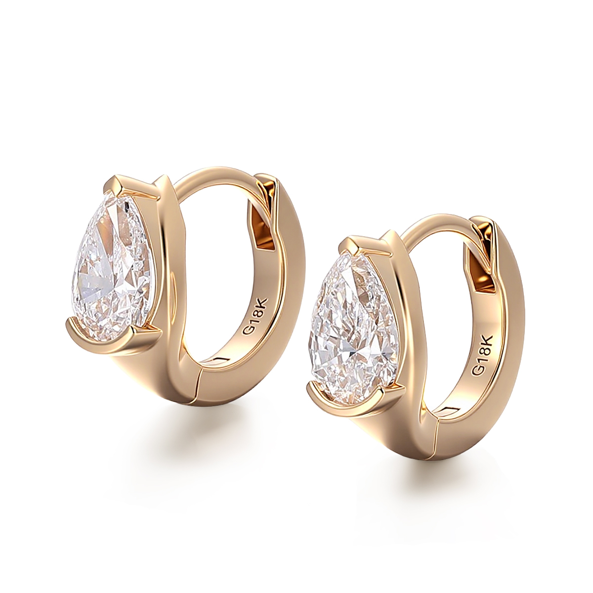 Boucle d'oreille en or jaune 10 carats avec diamant de laboratoire