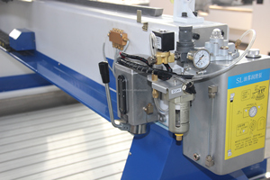 Máquina de fabricación de moldes compuestos de madera de espuma de poliestireno 1325, Con Enrutador de fresado cnc giratorio de 4 ejes - Product Image 5