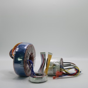 Hochwertige einphasige für Spannungs konter eingang 220V Ausgang 12V 13V 14V Wasserdichte Transformatoren für neue Energie - Product Image 3