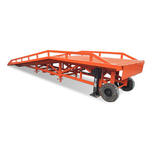 Container Portable Dock Ramp <strong>Platform</strong> Mobile Boarding Bridge Hydraulic <strong>Loading</strong> <strong>and</strong> <strong>Unloading</strong> <strong>Platform</strong>