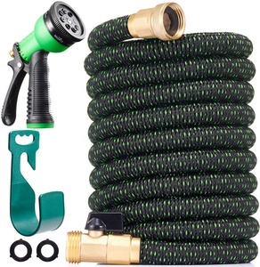 Arazi sulama ve sulamak için bahçe hortumu. Üç kez küçülen sihirli hortum. Kullanışlı ve dayanıklı. - Product Image 1