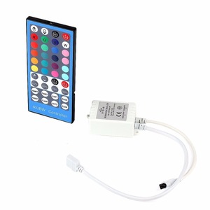 4 canali DC 12V - 24V RGBW HA CONDOTTO il Regolatore 40 Chiave 5Pins IR Remote Controller Per LED luce di striscia