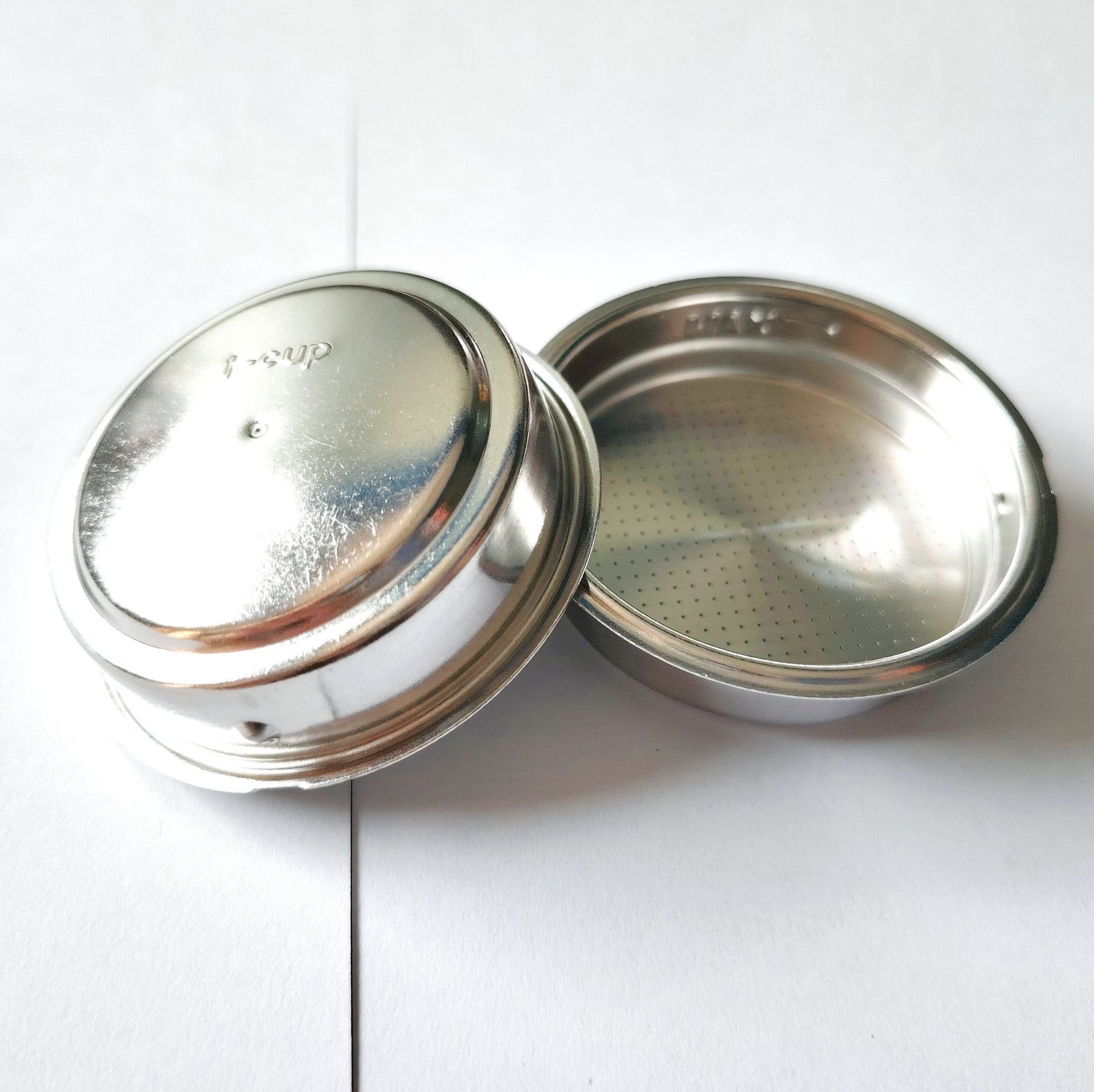 Plata, 51 mm, doble capa, 1 taza, MAX con protuberancias