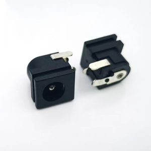 DC-062 3.0mmDCジャックDIP DC24V 5A 6.5 * 3.0mmバレル電源コネクタDC電源ジャック - Product Image 1