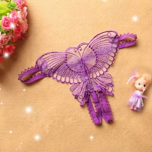新作トレンドRuizi女性レース刺繍バタフライ<span class=keywords><strong>G</strong></span>ストリングメッシュパンツランジェリー透明クロッチレスパンティーひもひも