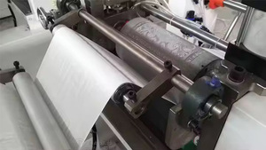 Macchina automatica per la produzione di tovaglioli con interfaccia Touch Screen per un controllo facile da usare - Product Image 6
