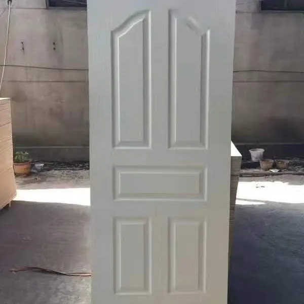 HDF masonite primer branco moldado porta de madeira barata a partir de Linyi