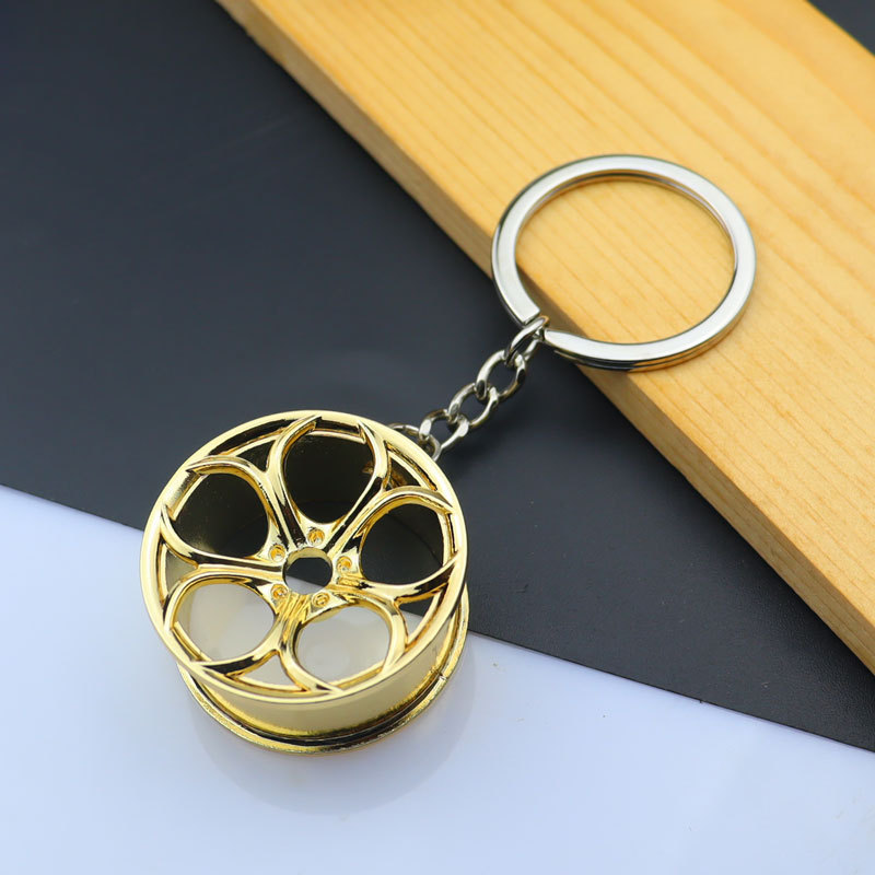 Five-leaf golden wheel hub
