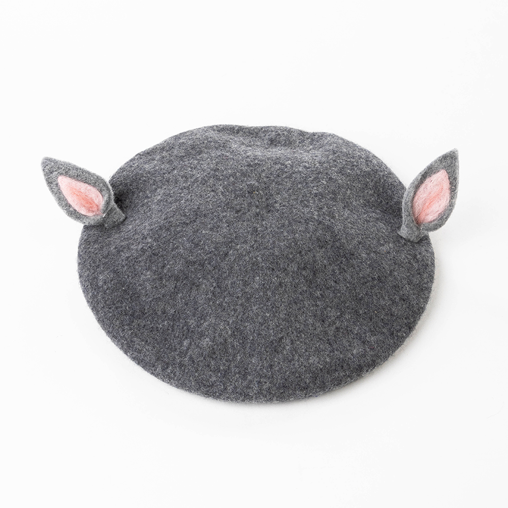 Orejas de conejo gris