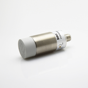 标准 M30 接近传感器
