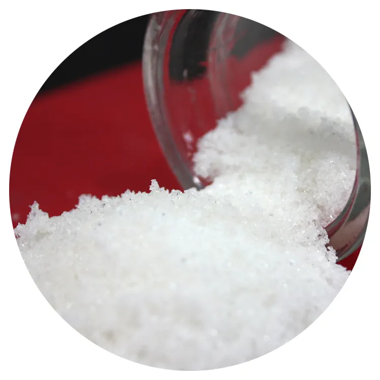 La poliacrilamida catiónica con eliminación de turbidez y decoloración es adecuada para las industrias de teñido y fabricación de papel.
