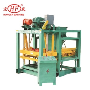 Máquina de fabricación de ladrillos Hydraform QT 4-25 de baja inversión en mano de obra para construcción a pequeña escala utilizando arena de hormigón como materias primas - Product Image 2