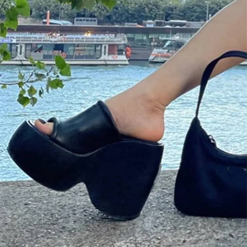Casual Style Wedge Heel Schuhe Dicker Boden Sommers andalen für Frauen Nude Platform Open Toe Slides Big Size 43