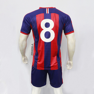 2024 yeni özel toptan kulübü futbol forması uygulama futbol forması takım için - Product Image 3