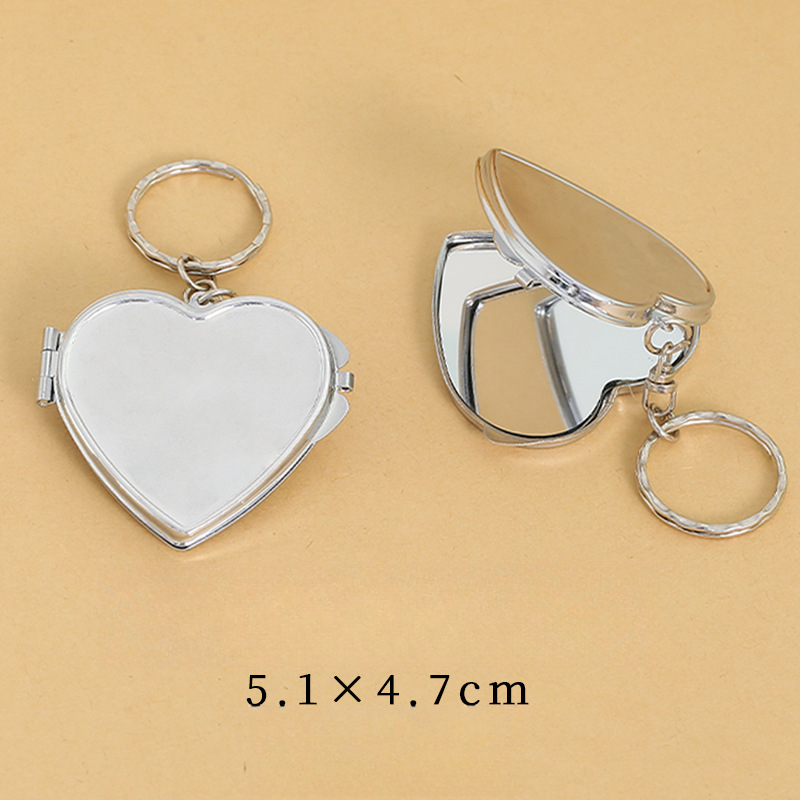 Big peach heart keychain
