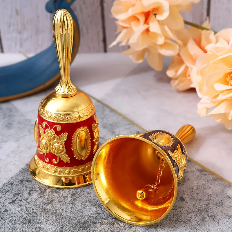 Souvenir piccolo metallo artigianale natale decorativo inciso in ghisa di ferro cena aula campane da tavolo per la vendita