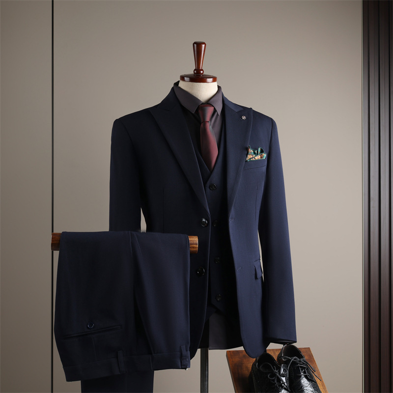 Azul marino (traje + chaleco + pantalón)