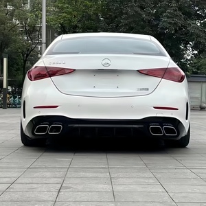Adatto per i modelli 15-21 di Mercedes-Benz classe C W205. È un Kit carrozzeria W206 C63 per la modifica incluso il cofano dei paraurti - Product Image 4