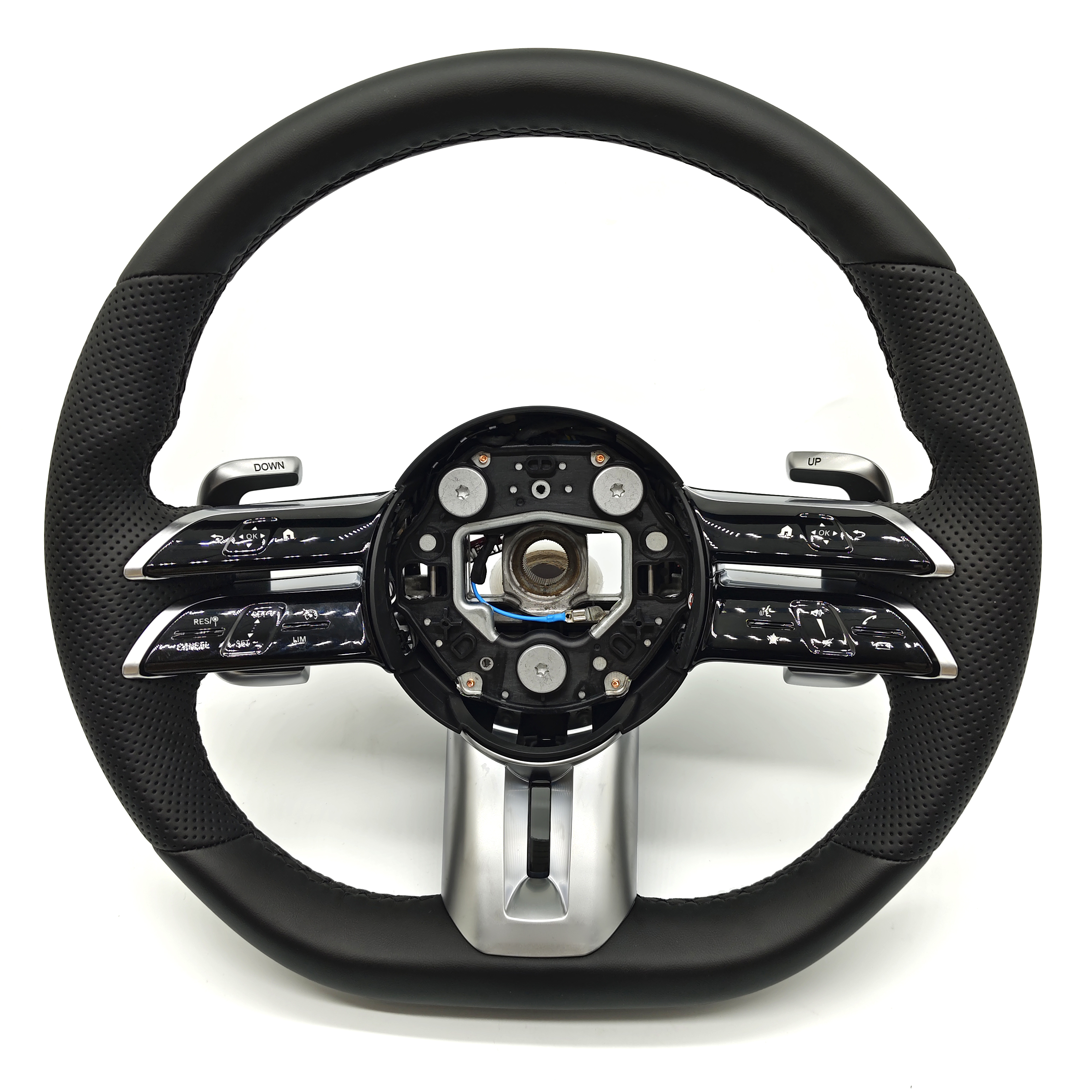 Black leather steering wheel