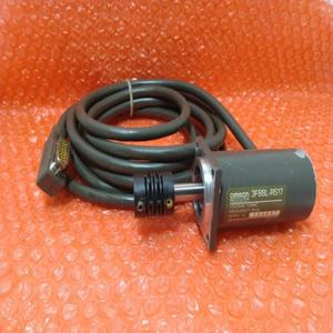 Bağlayıcı Plc programlama denetleyicisi ile yeni ve orijinal PLC 3F88LRS17 çözücü 3m kablo - Product Image 1