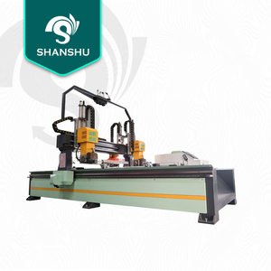 Ad alta efficienza CNC pannelli porta legno sega macchina di carico automatico di scarico piattaforma con quattro lato taglio squadrato tre sega - Product Image 1