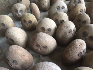 Tự Nhiên Cobble Pebble Sông Đá Đá Nhỏ Owl Bức Tượng Chạm Khắc Cho Vườn Ngoài Trời Trang Trí Hoặc Đồ Trang Trí Thủ Công Mỹ Nghệ - Product Image 2