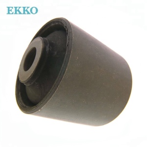 Oem MR418807 MR353951 Lower Control Arm Bushing Bush for Mitsubishi Pajero Pinin IO H61W-H77W 1999-2005