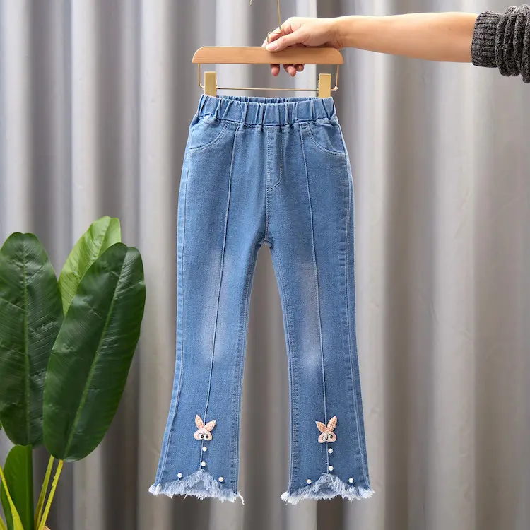 Pantalones vaqueros para niñas primavera otoño 2024 estilo occidental pantalones acampanados suaves para niños Niña