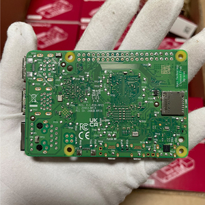 100% nuova scheda di sviluppo Raspberry Pi 5 capacità 4GB