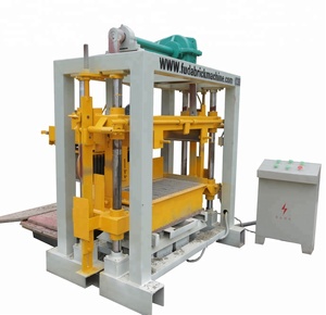Manual QT40-2 Small Concrete <strong>Interlock</strong> <strong>Block</strong> Machine Hollow <strong>Block</strong> Making Machine Solid Brick Making Machinery with Easy Operate - Product Image 5