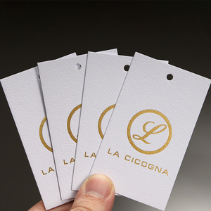 Tùy Chỉnh Vàng Lá Logo May Đơn Giản <span class=keywords><strong>Hang</strong></span>-Thẻ Dập Nóng In Quần Áo <span class=keywords><strong>Tag</strong></span> Cho Ăn Mặc - Product Image 3