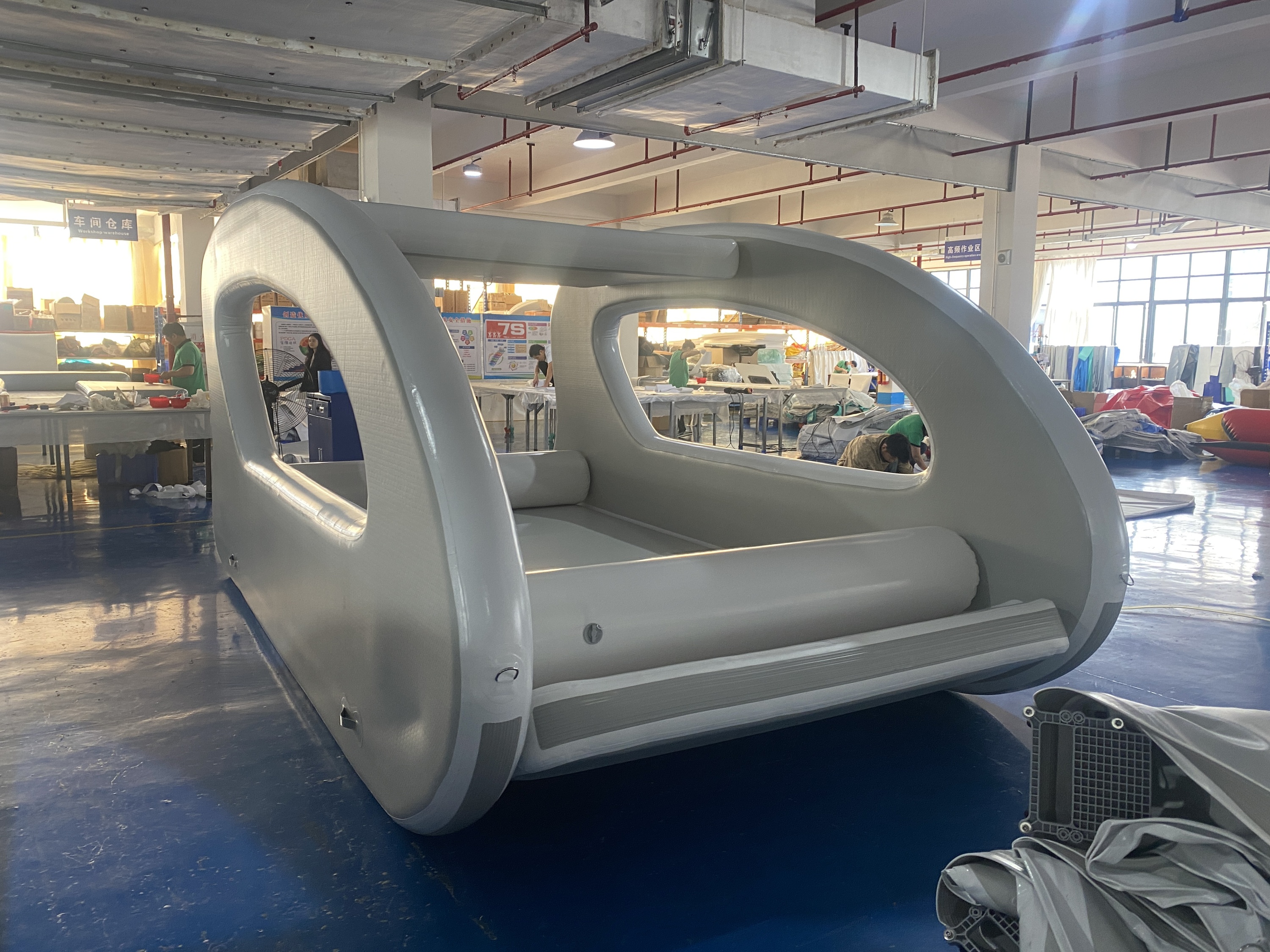 4.5m*2.4m*2m Inflatable Yacht