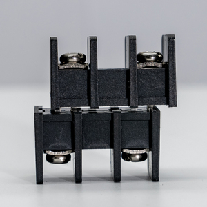 SCED 10mm Serie TB Bloque de terminales de Tornillo de acero CE CUL Aprobado 20A PBT Barrera de 3 polos para fábrica automotriz directa - Product Image 2