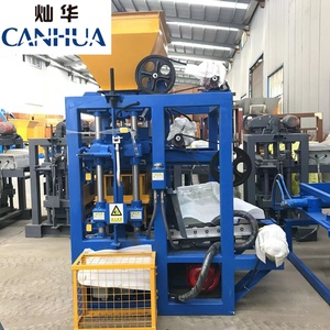 Máquina automática de fabricación de bloques de ladrillo de cemento de negocio de alta ganancia de baja inversión Máquina de bloques huecos de hormigón de QT4-24 - Product Image 4