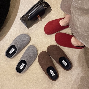 Pantoufles d'intérieur pour femmes Baotou de style japonais, pantoufles pour femmes haut de gamme en tissu de nylon, chaussures de plancher en bois, pantoufles silencieuses - Product Image 5