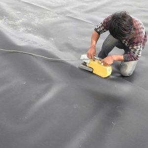 Balık çiftliği için 100% bakire <span class=keywords><strong>HDPE</strong></span> 1.0mm geomembran astar