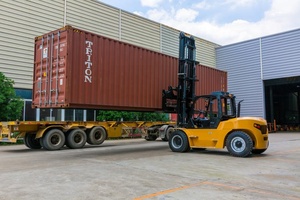 10 Tấn Xe Nâng DIESEL Nhìn Rộng 6 Mét <span class=keywords><strong>Container</strong></span> Nâng Lên <span class=keywords><strong>Container</strong></span> Xử Lý - Product Image 3