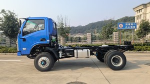 高性能トライリング4*4ミニトラック5-10tペイロード、LHD、ビジネス向けのテーラードカーゴ構成を備えた耐久性のあるデザイン - Product Image 2