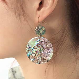 ต่างหูสำหรับผู้หญิงแบบฝังเกล็ดเปลือกหอยเป๋าฮื้อ - Product Image 6