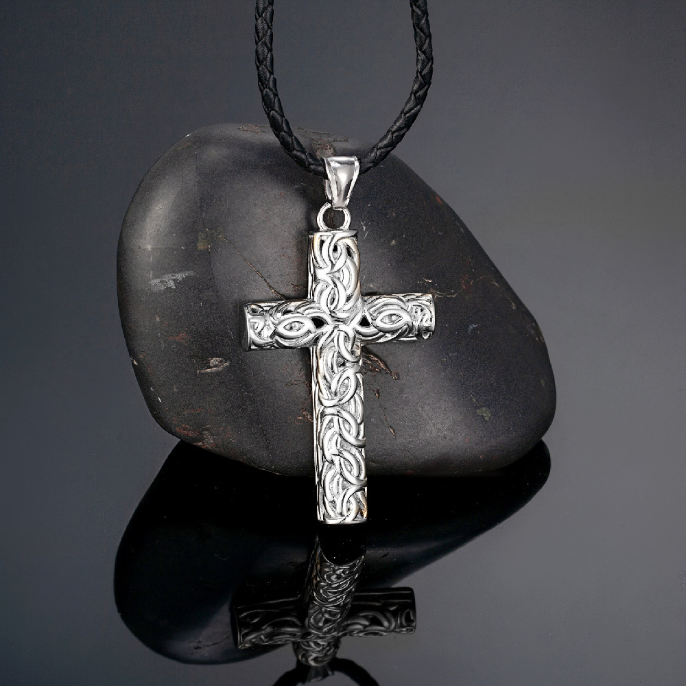 Steel-colored genuine leather necklace