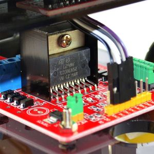Sensor ultrasónico remoto que va con 1602 LCD 2WD Smart Robot Car Kit - Product Image 3