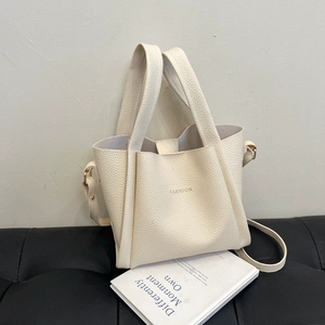 2025 Sentimento Avançado Saco De Balde De Couro Macio De Alta Capacidade Handheld Crossbody Bolsa De Ombro Strass Bordado Tendências Da Moda