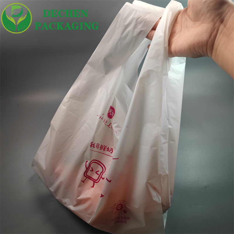 Sac à provisions en forme de T-shirt