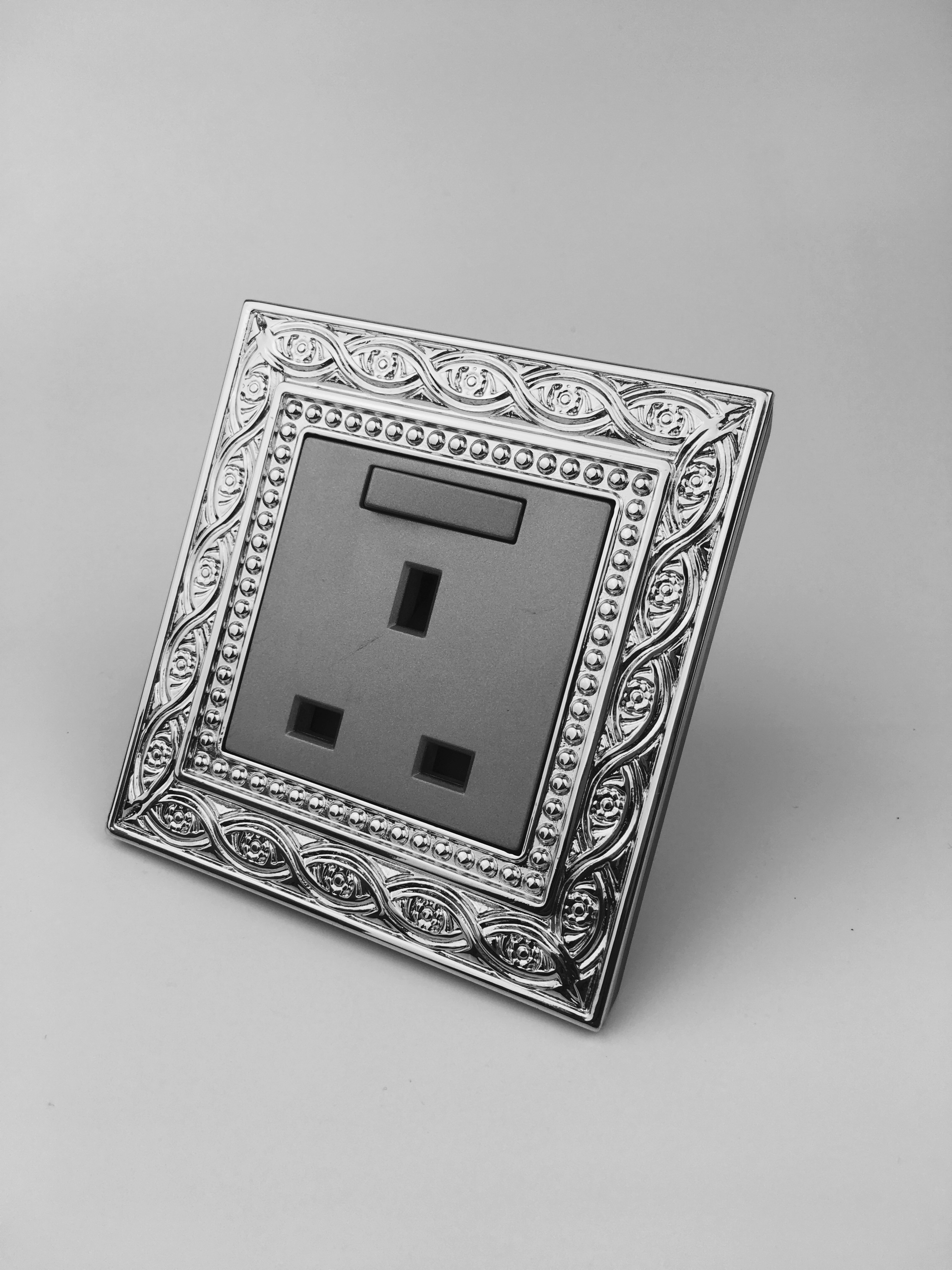 1 gang 13A UK 3 hole socket silver color