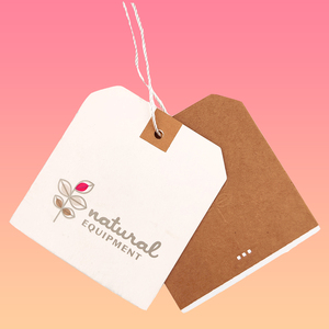 Directo de fábrica Suministro personalizado Etiqueta de logotipo Etiquetas de precio Pegatinas Botones Etiqueta Colgante con cadena de medallas para impresión de ropa - Product Image 1
