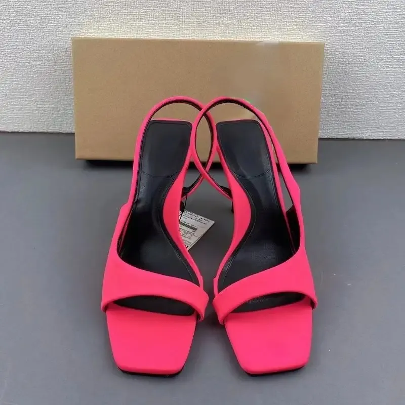Dropshipping Verão Novo Estilo Mulas Sapatos Stiletto Fino Sandálias De Slide De Salto Alto para As Mulheres e Senhoras