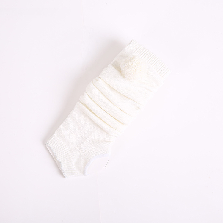 Bianco (si prega di notare se avete bisogno di portare palle di capelli)