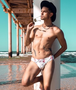 Tùy chỉnh 100% polyester thân thiện với môi chống UV thể thao Sexy Mens tắm phù hợp với đồ bơi bơi thân cây bãi biển ban quần short báo - Product Image 5