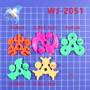 Bán hàng nóng Trung Quốc nhà máy trực tiếp giá thấp nhựa tay spinner ngón tay con quay hồi chuyển nhỏ khuyến mại đồ chơi cho trẻ em - Product Image 6